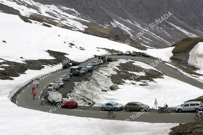 Peloton on Colle dell'Agnello023p.jpg